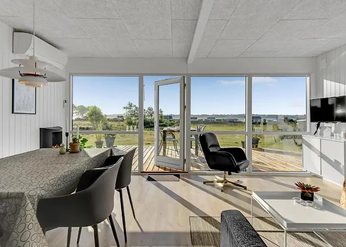 Three-bedroom In Ferienhaus *